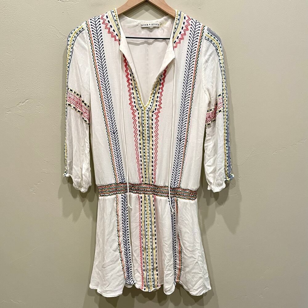Alice + Olivia Cream Ivory Multi Embroidered Mini Dress - Size: 2